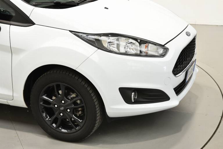 FORD Fiesta 52