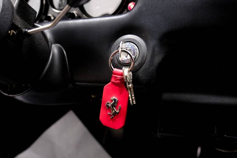 FERRARI 308 29
