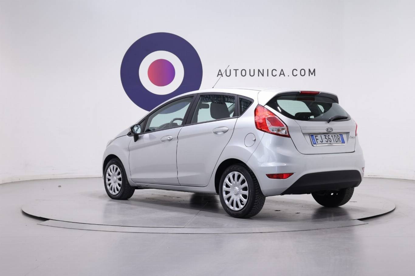 FORD Fiesta 17