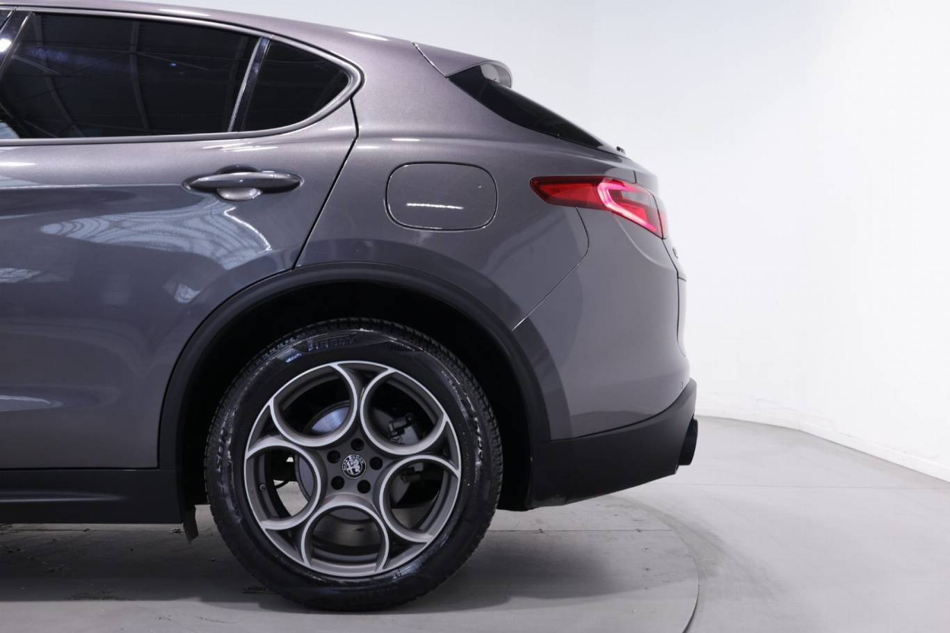 ALFA ROMEO Stelvio 42