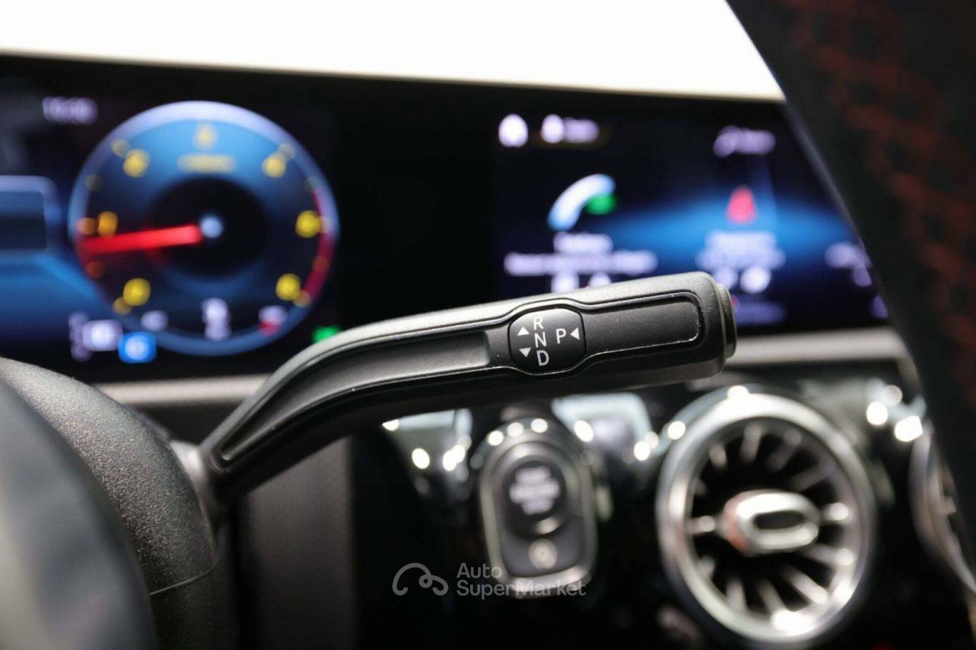 MERCEDES-BENZ Classe A 24