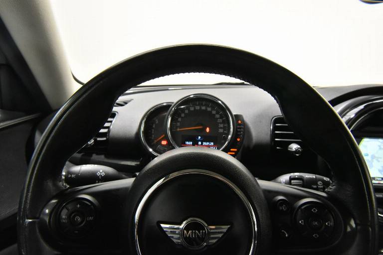 MINI Clubman 9