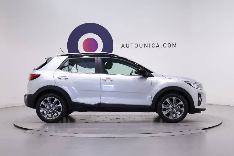 KIA Stonic 4