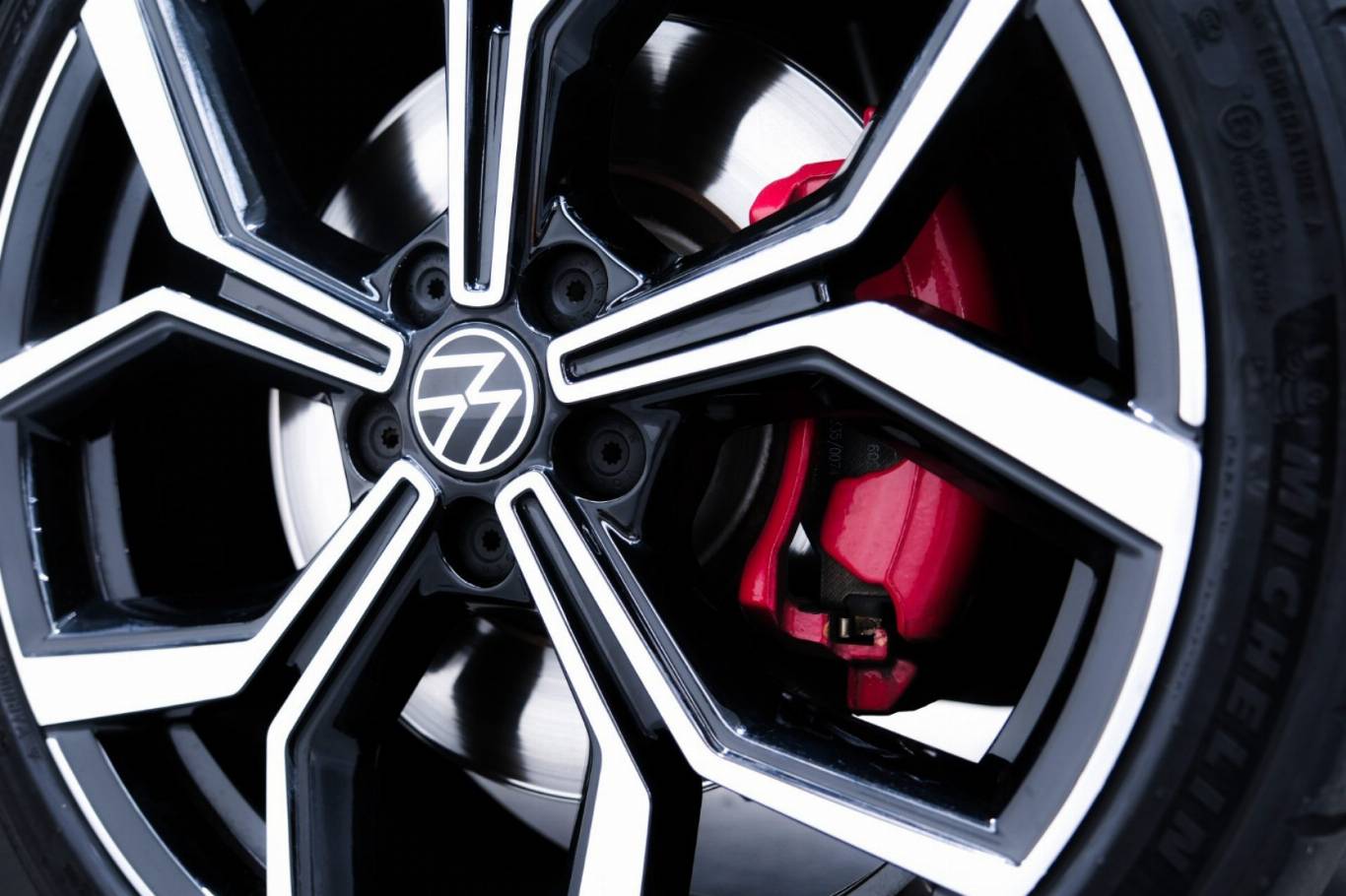 VOLKSWAGEN Polo GTI 53