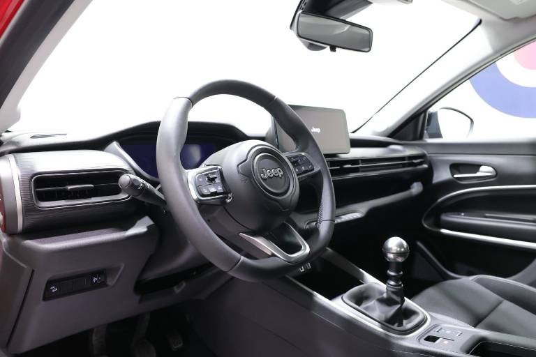 JEEP Avenger 5