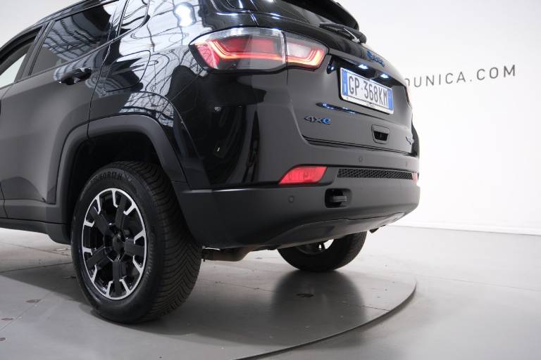 JEEP Compass 54