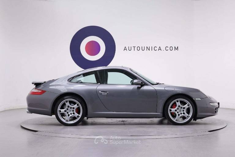 PORSCHE 911 4