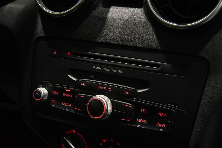 AUDI A1 41