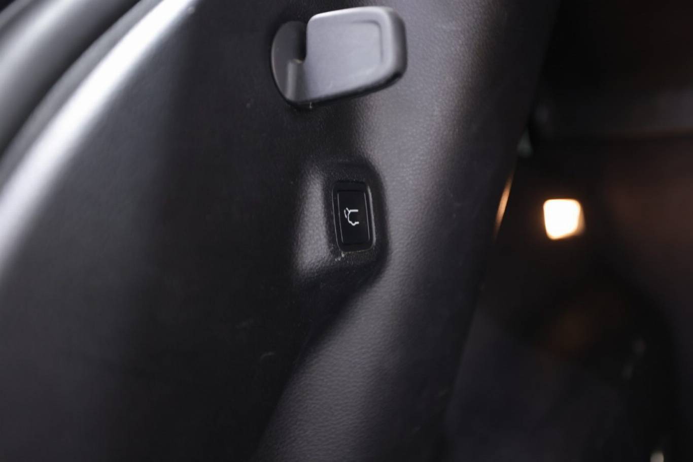 JEEP Compass 56