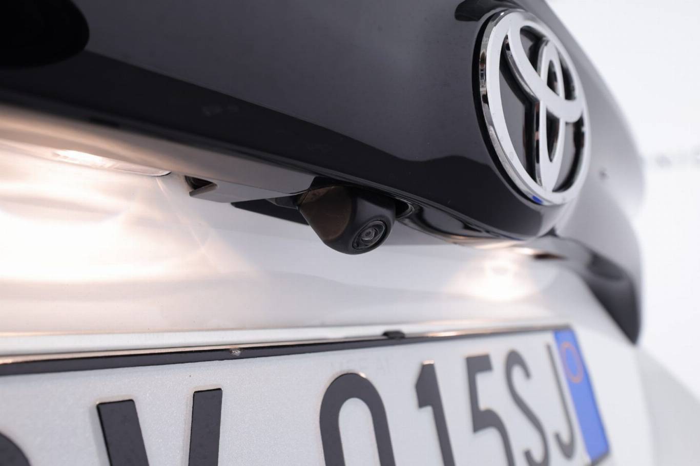 TOYOTA Yaris 37