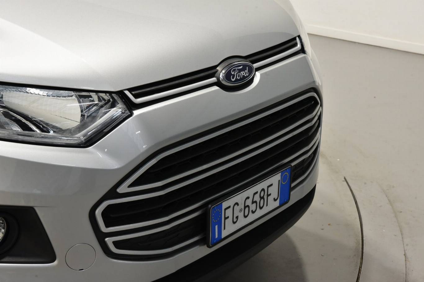FORD EcoSport 31