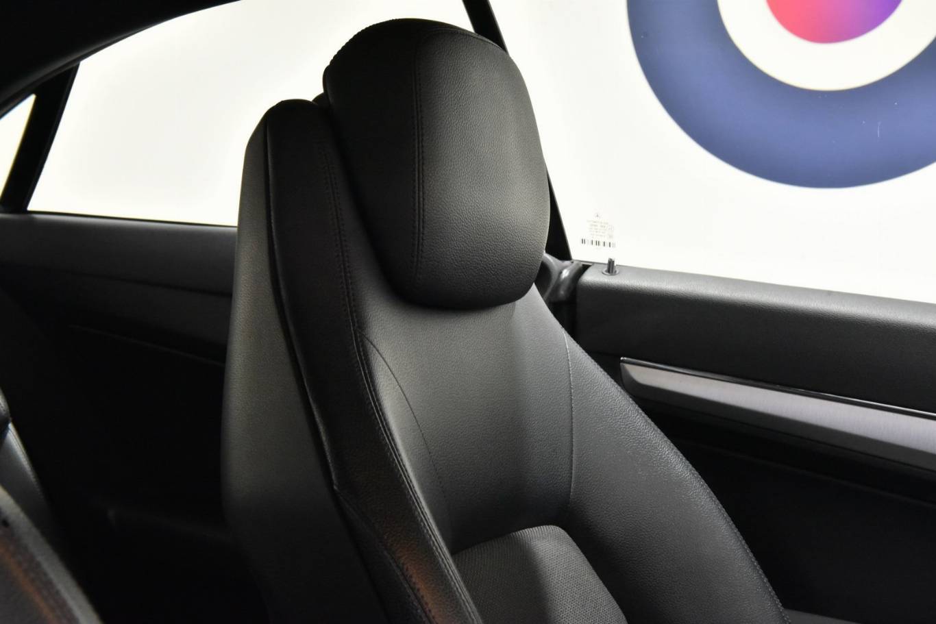 MERCEDES-BENZ E 220 43