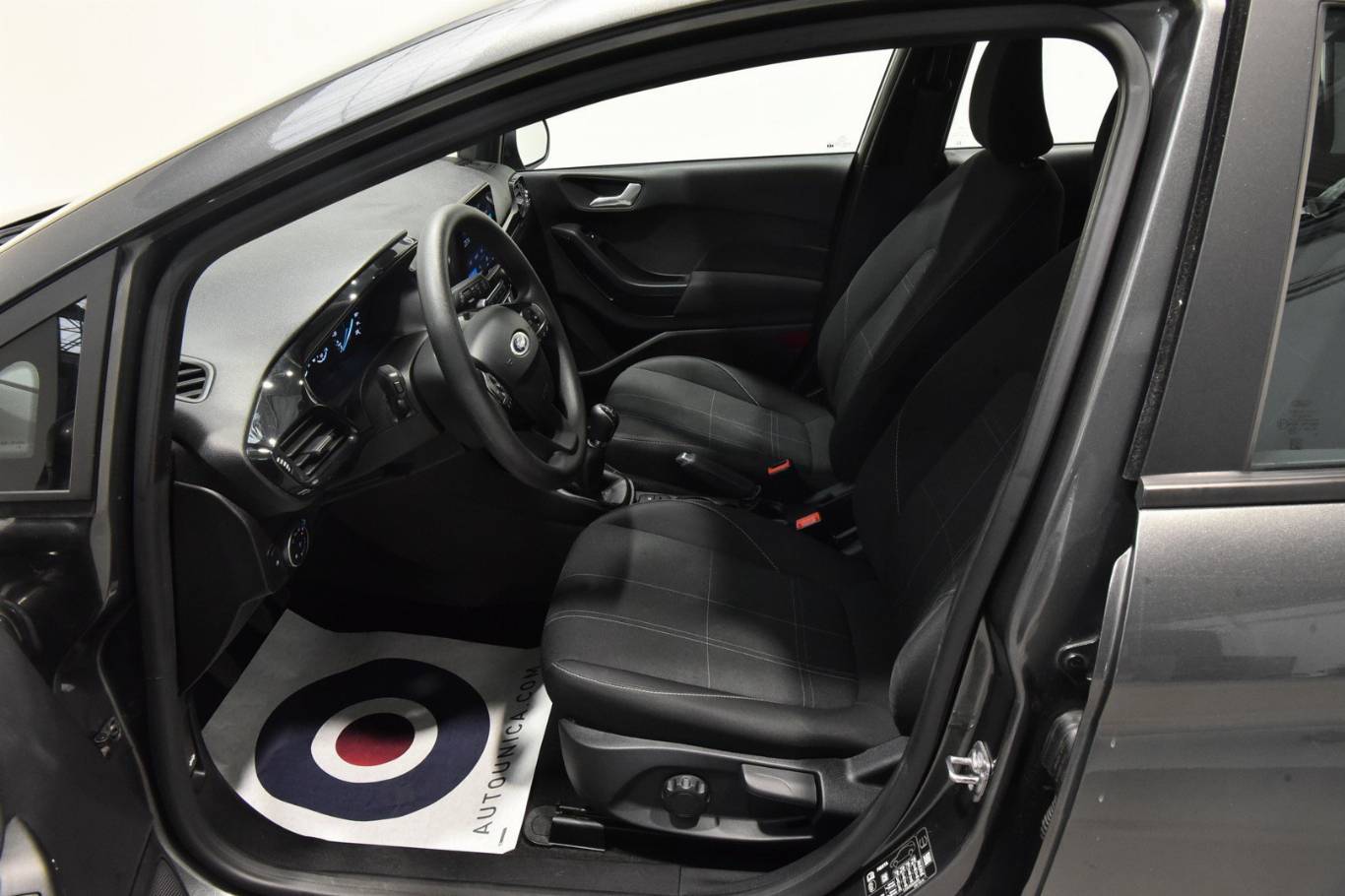 FORD Fiesta 4