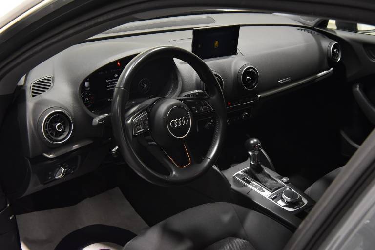 AUDI A3 3
