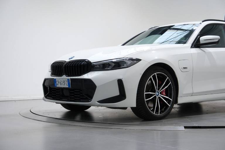 BMW 320 11