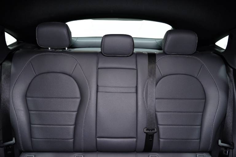 MERCEDES-BENZ GLC 200 42