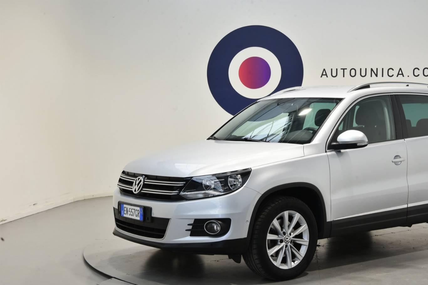 VOLKSWAGEN Tiguan 32