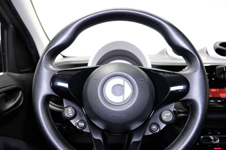 SMART ForFour 7