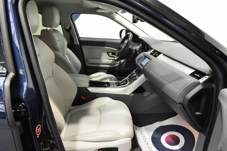 LAND ROVER Range Rover Evoque 21