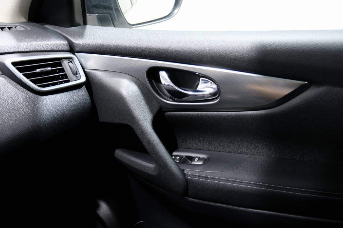 NISSAN Qashqai 33