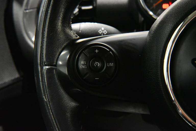 MINI Clubman 7