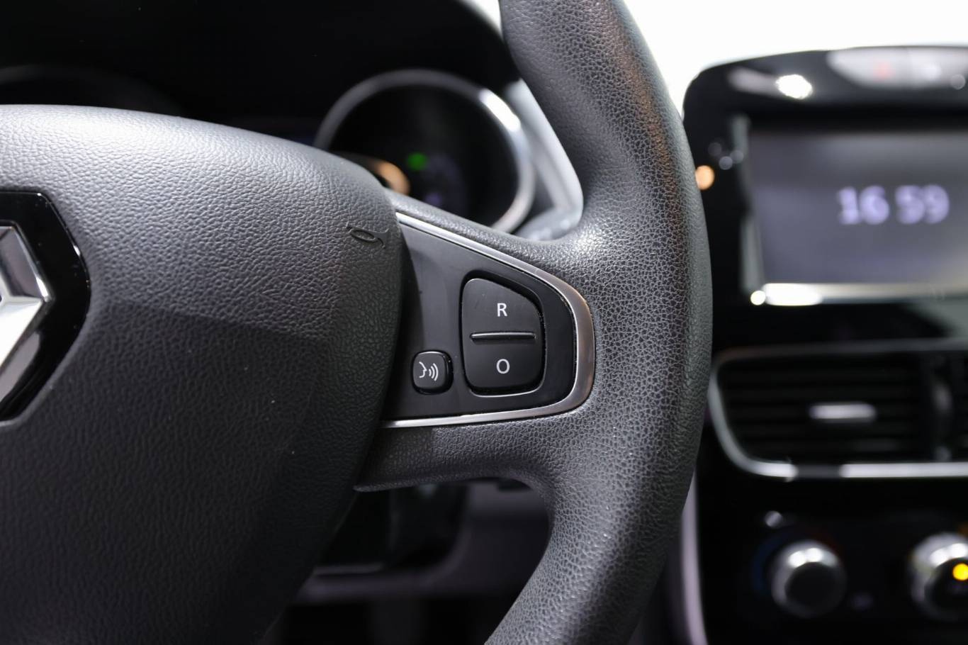 RENAULT Clio 13