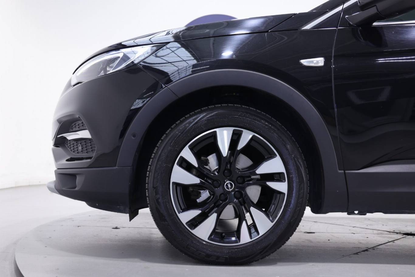 OPEL Grandland X 18
