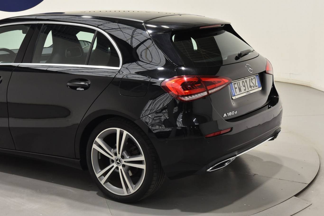 MERCEDES-BENZ A 180 17