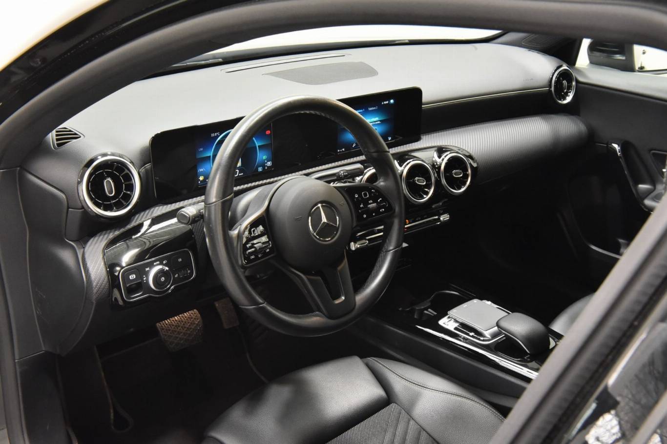 MERCEDES-BENZ A 180 3