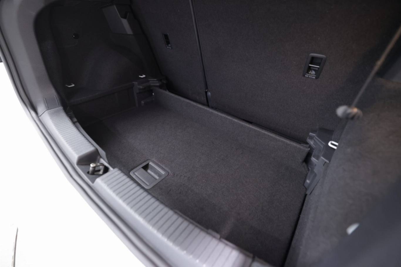 VOLKSWAGEN T-Cross 48