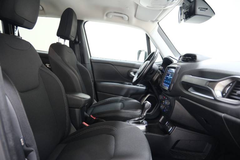JEEP Renegade 51