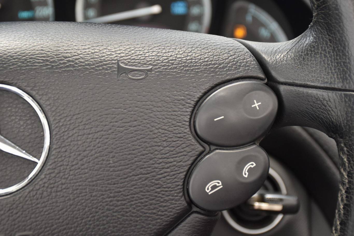 MERCEDES-BENZ SL 350 42