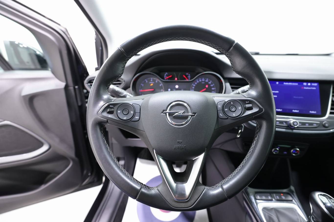 OPEL Crossland 7