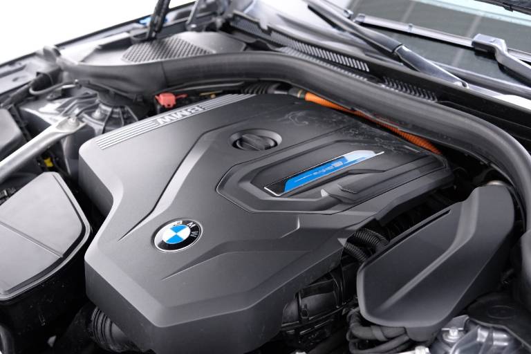BMW 530 71
