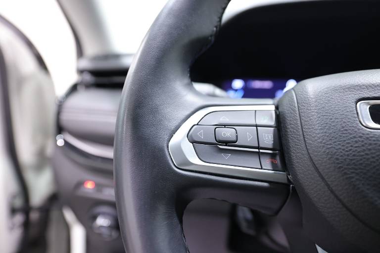 JEEP Compass 16