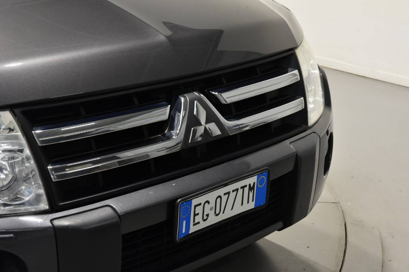 MITSUBISHI Pajero 42