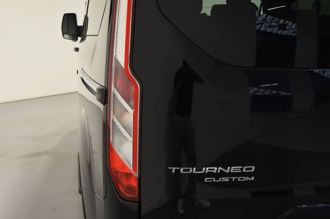 FORD Tourneo Custom 21
