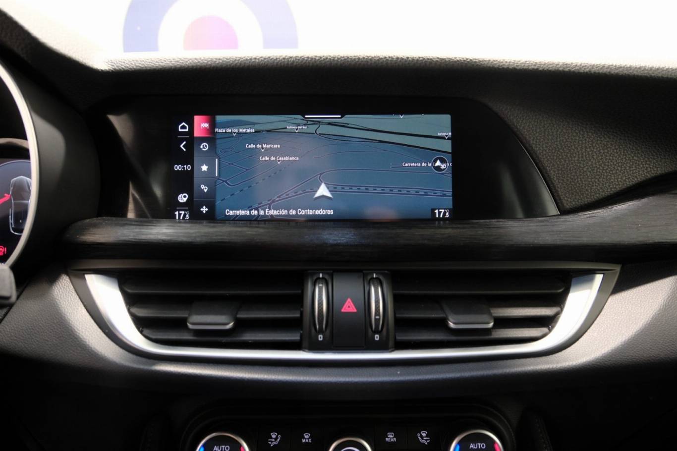 ALFA ROMEO Stelvio 38