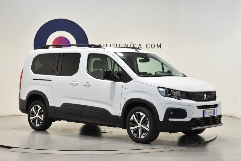 PEUGEOT Rifter 23