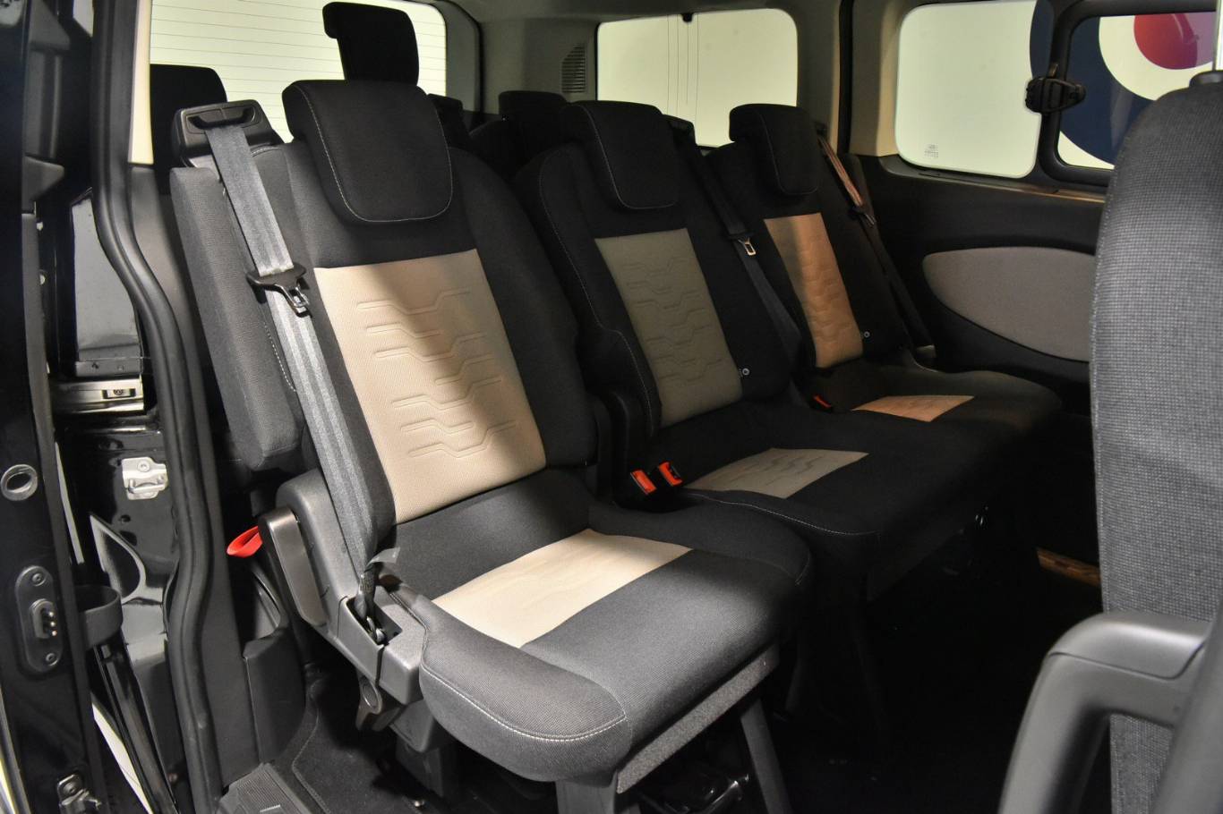 FORD Tourneo Custom 34