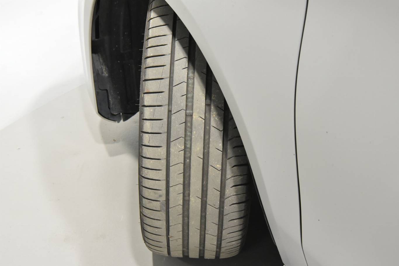 MERCEDES-BENZ CLA 220 14