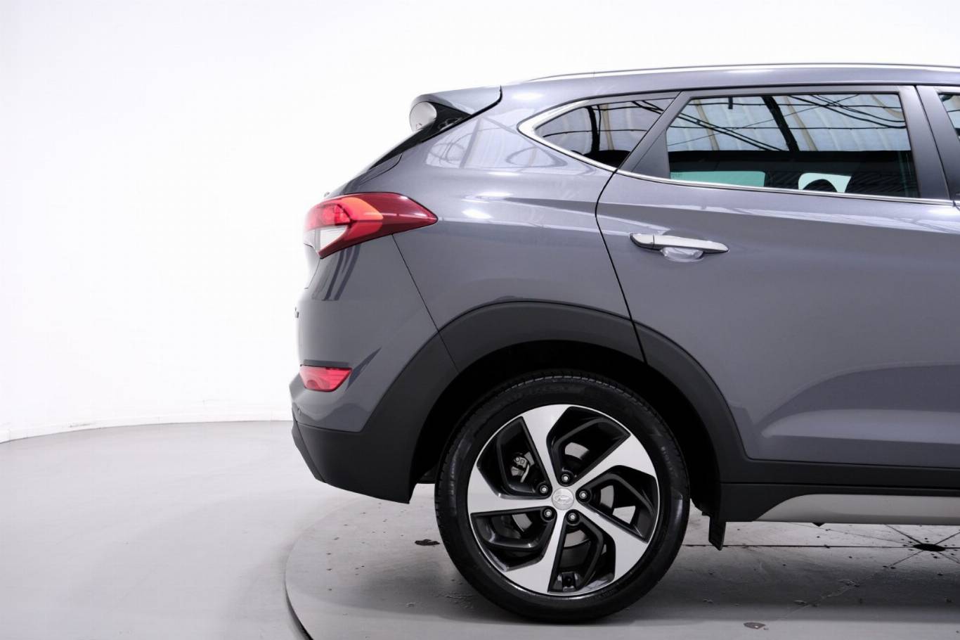 HYUNDAI Tucson 51