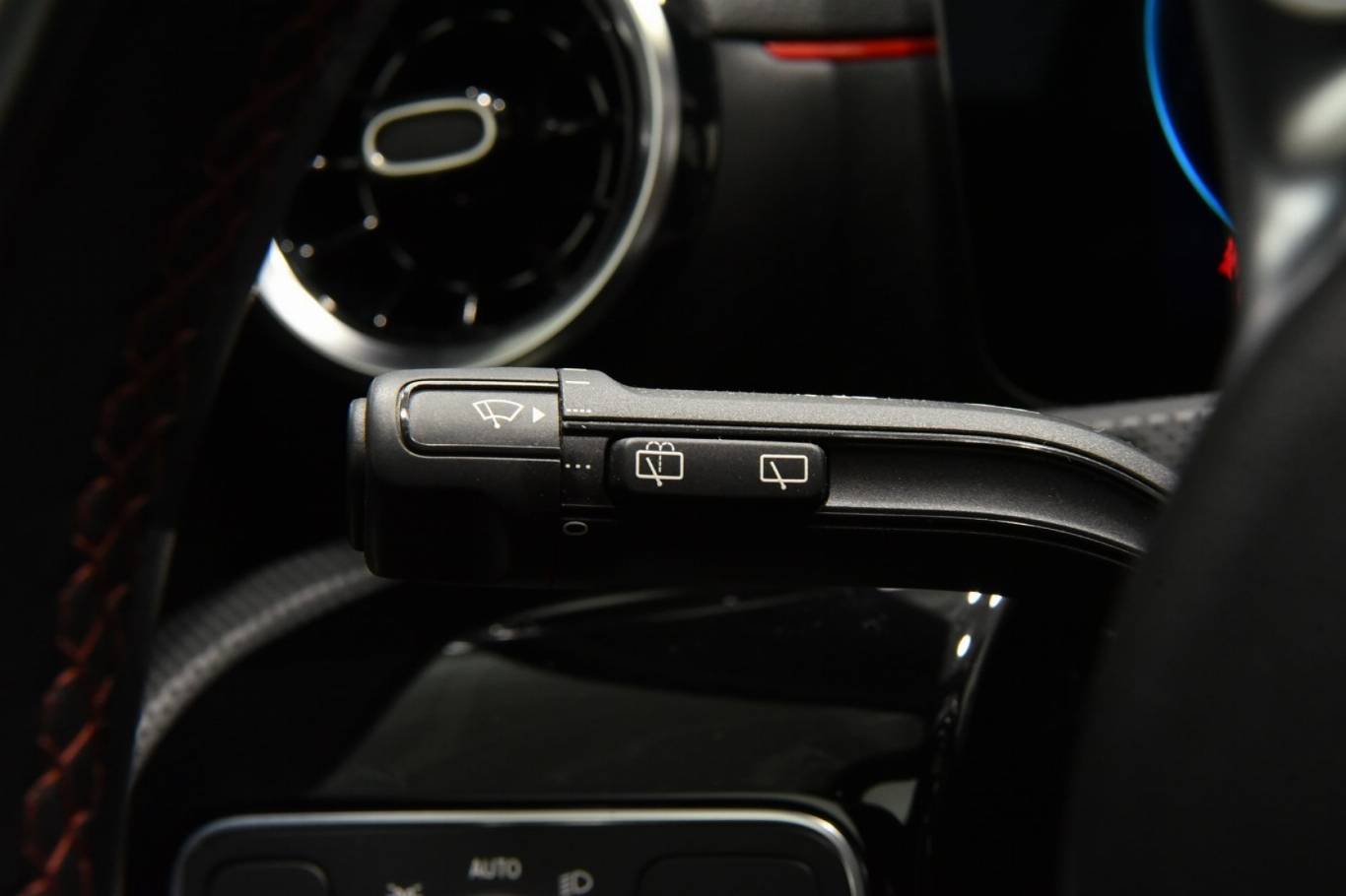 MERCEDES-BENZ A 250 26