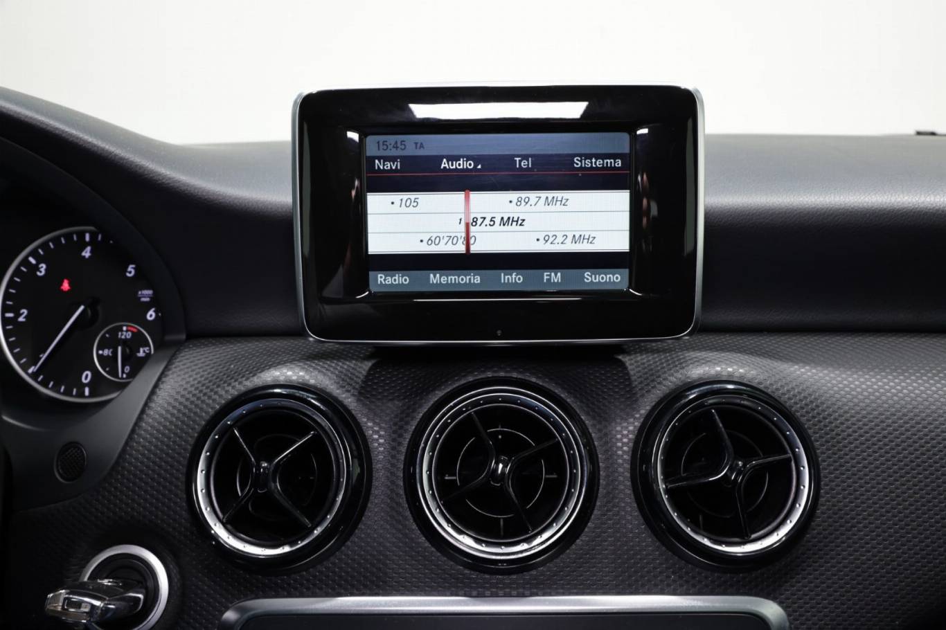 MERCEDES-BENZ A 180 8