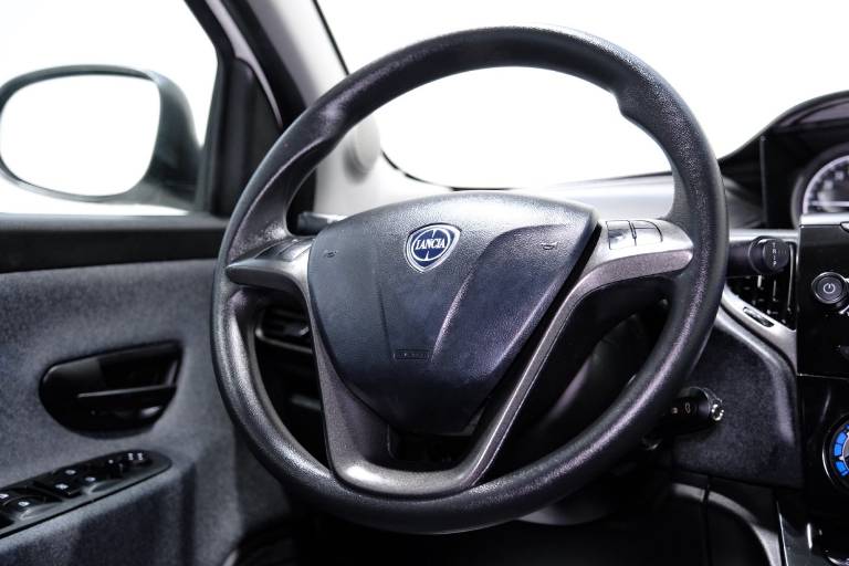 LANCIA Ypsilon 39