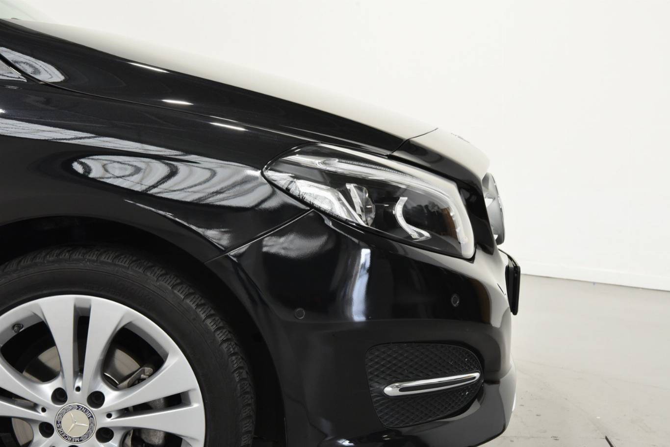 MERCEDES-BENZ B 180 43