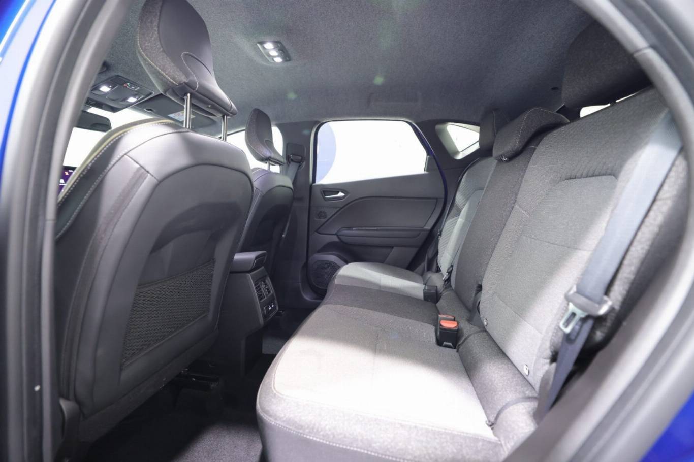RENAULT Captur 36