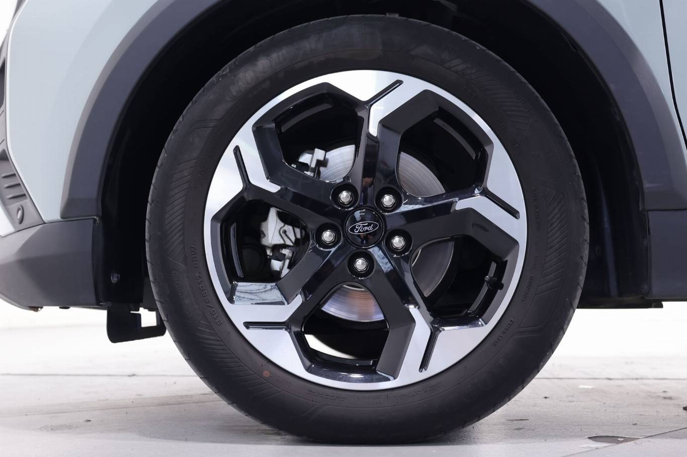 FORD Tourneo Courier 13