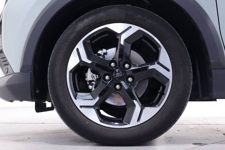 FORD Tourneo Courier 13