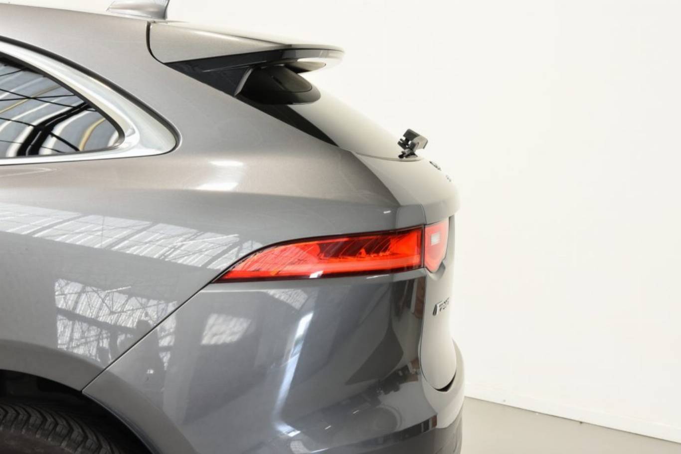 JAGUAR F-Pace 41